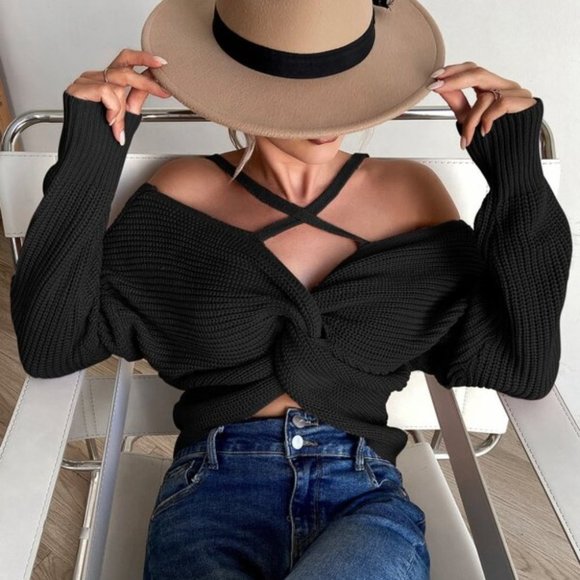 Twist Cold Shoulder Crop Sweater  - black - Picture 3 of 7